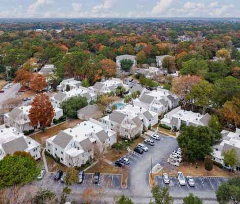 A birds-eye view of a neighborhood in the Charleston region.